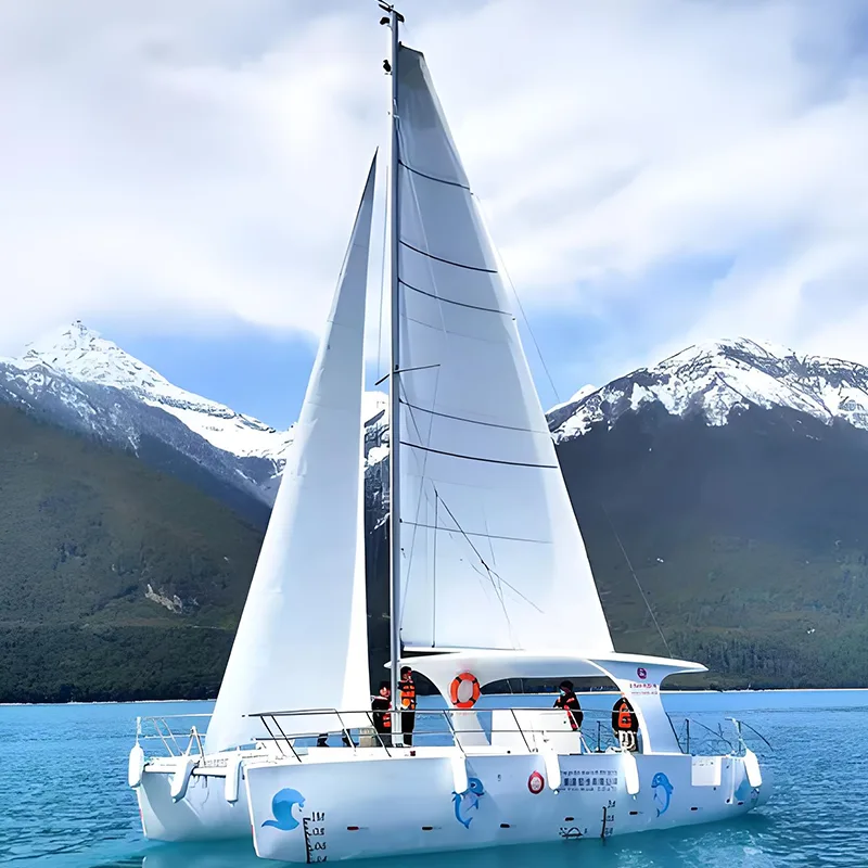 10m Catamaran Cruises Nkoj Nkoj