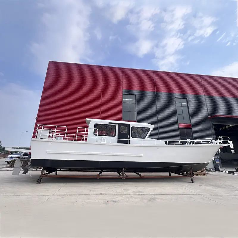 13.8m caij nkoj