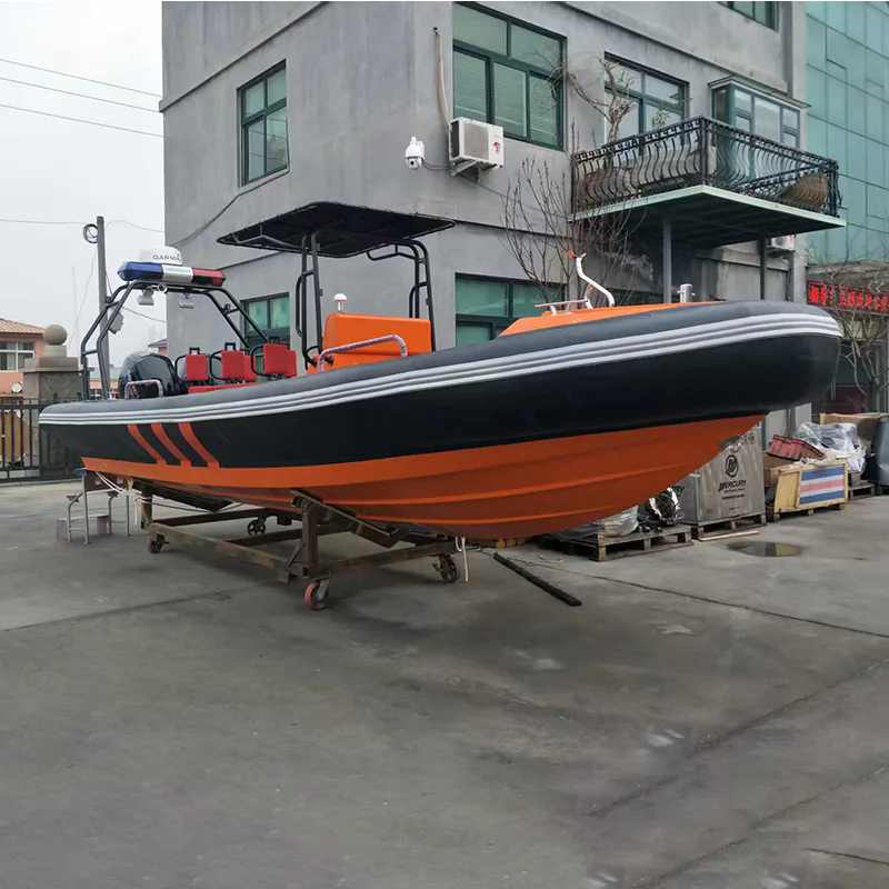 Cov nkoj fiberglass tuaj yeem hloov kho koj cov dej?