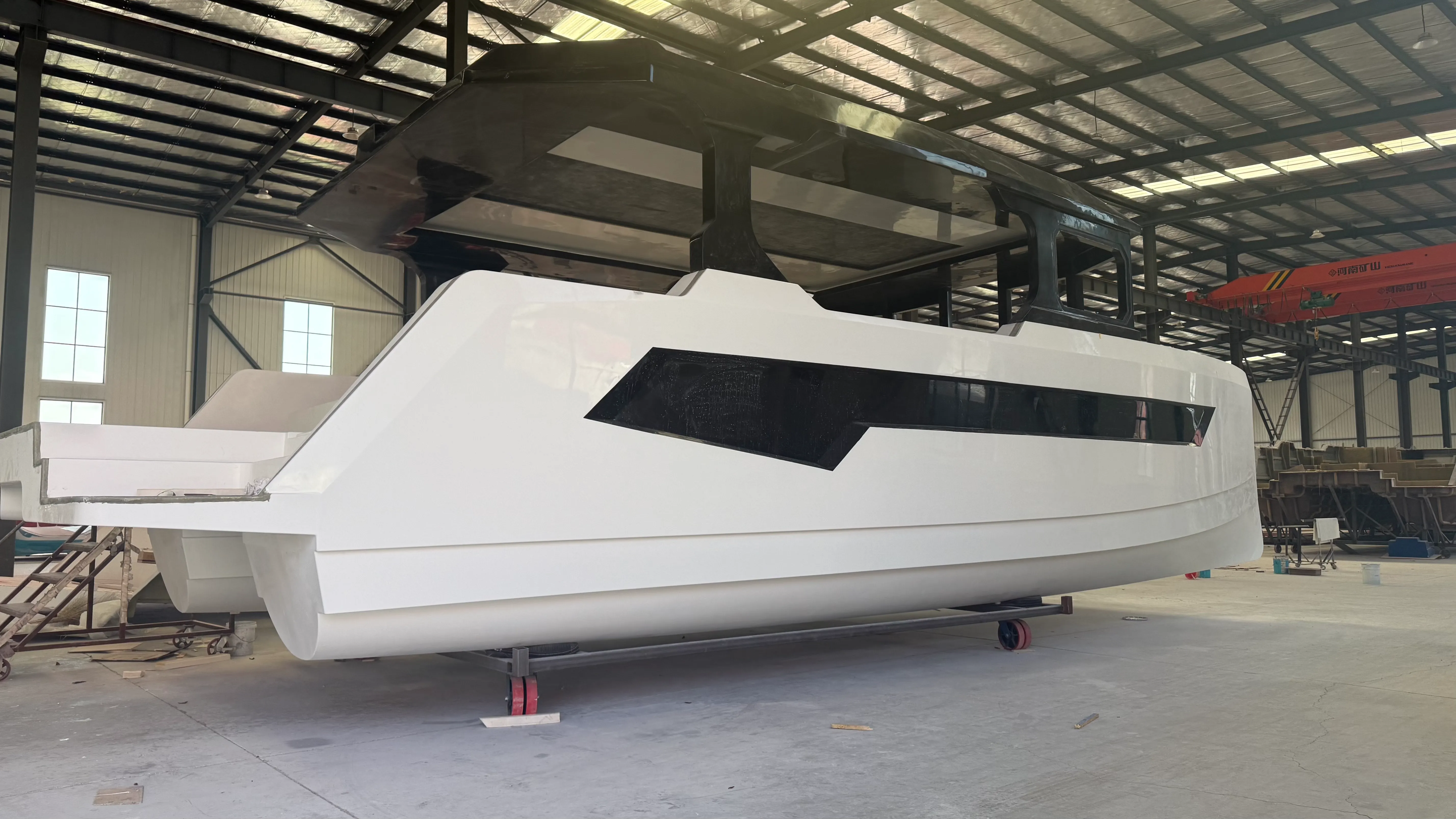 Yuav ua li cas yog Fiberglass Hull ntawm Boats Manufactured